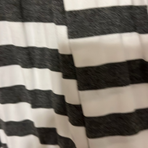 Gray and white cardigan with brown patches on sleeves - Picture 2 of 3